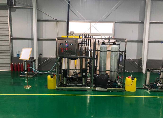 青島地區(qū)轉(zhuǎn)讓日化洗化用品生產(chǎn)設(shè)備1臺機器百樣產(chǎn)品配方免費送